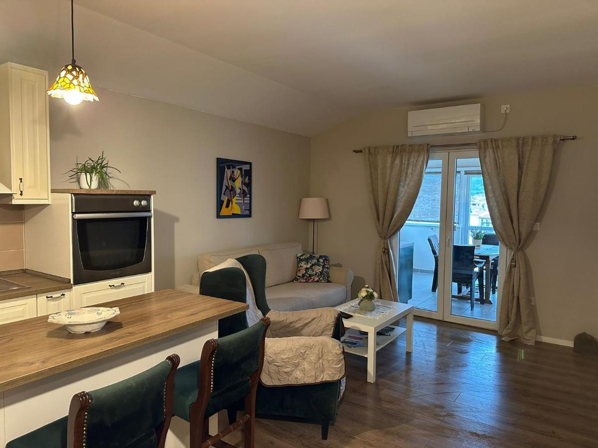 Apartman Lusy Tribalj Exterior foto